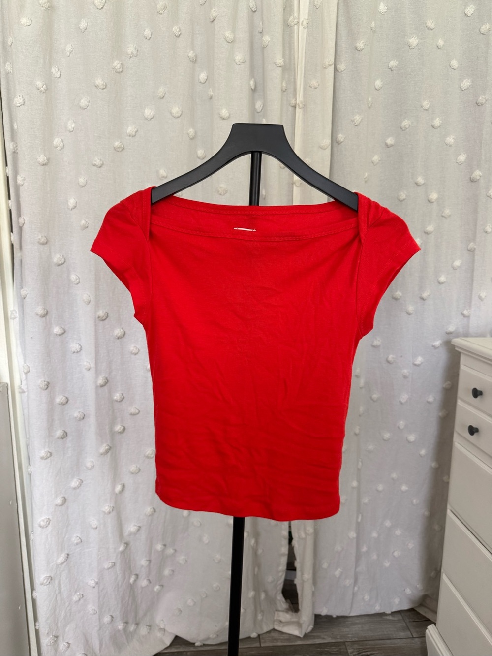 BDG Bright Red Boatneck Short Sleeve Tee Women’s Medium